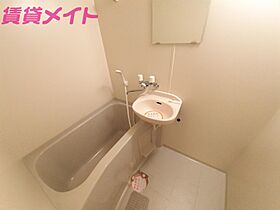 三重県四日市市楠町南五味塚（賃貸マンション1R・1階・27.67㎡） その4