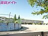 周辺：四日市市立泊山小学校 1659m