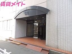 5 / 19