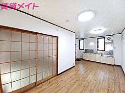 居間