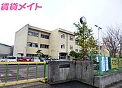四日市市立常磐西小学校 927m