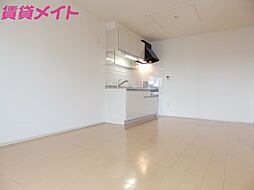 グローヴ・II 2階2LDKのリビング/ダイニング