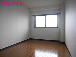 クレストールサカクラ 3階3LDKの室内