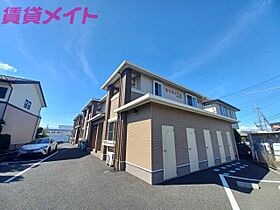 三重県鈴鹿市住吉2丁目（賃貸アパート1LDK・1階・40.68㎡） その1