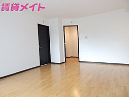 伊勢鉄道 玉垣駅 徒歩10分の賃貸マンション 1階2LDKのリビング/ダイニング