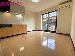 近鉄名古屋線 千代崎駅 徒歩2分の賃貸テラスハウス 1階2LDKのリビング/ダイニング