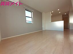 近鉄鈴鹿線 平田町駅 徒歩25分の賃貸アパート 1階1LDKのリビング/ダイニング