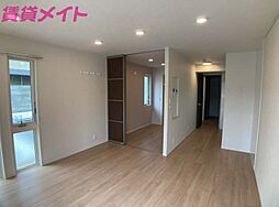 伊勢鉄道 鈴鹿駅 徒歩9分の賃貸アパート 1階1LDKのリビング/ダイニング