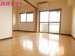 近鉄鈴鹿線 平田町駅 徒歩5分の賃貸マンション 3階1LDKのリビング/ダイニング