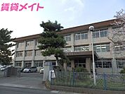 鈴鹿市立箕田小学校 1309m