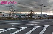 FMART鈴鹿インター店 1957m