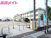 鈴鹿市立愛宕小学校 691m