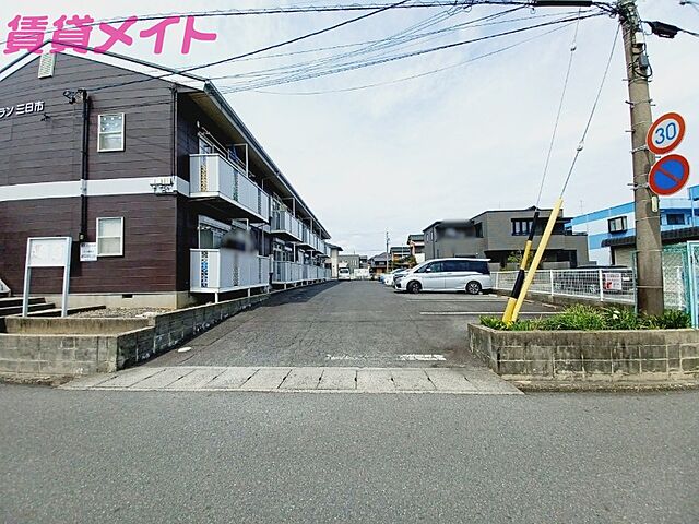 5 / 6