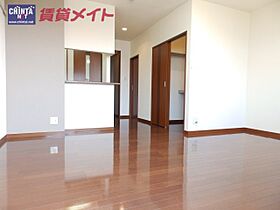 フルブライト 102 ｜ 三重県亀山市関町木崎（賃貸アパート1R・1階・31.77㎡） その3