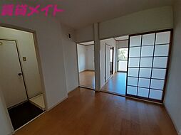 居間