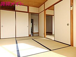 居間