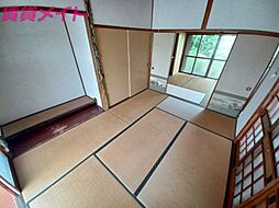 居間