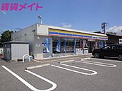 ミニストップ亀山関木崎店 572m