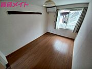 他の部屋の写真を代用