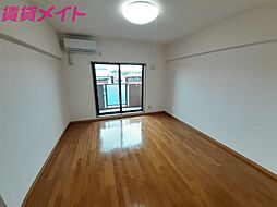 ＧＡＲＮＩＳＨ　II 3階ワンルームのリビング/ダイニング