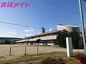 亀山市立神辺小学校 1830m