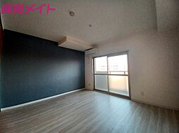 道伯ゴールドヒルズグッドスリー 1階1Kのリビング/ダイニング