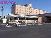 セブンイレブン亀山東御幸町店 1403m