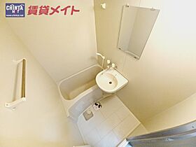 ユーハウス津 201 ｜ 三重県津市上浜町１丁目（賃貸マンション1K・2階・24.75㎡） その5