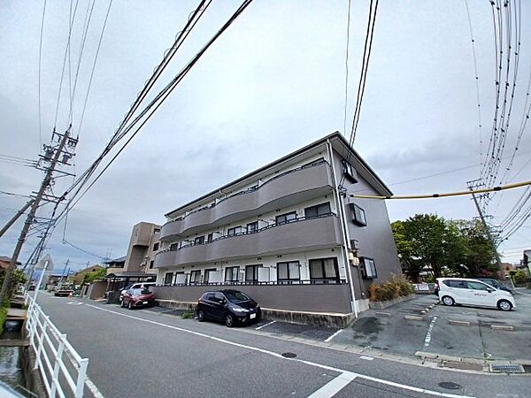 メゾン・ド・ジュール 301｜三重県津市桜田町(賃貸マンション3DK・3階・63.30㎡)の写真 その1