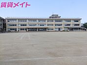 津市立養正小学校 400m