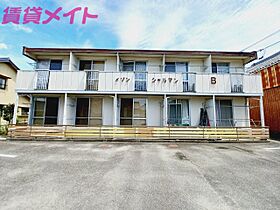 三重県津市栗真中山町（賃貸アパート1K・1階・21.18㎡） その1