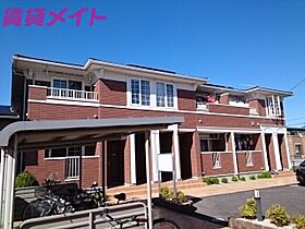 三重県津市一身田中野（賃貸アパート1LDK・1階・46.49㎡） その1