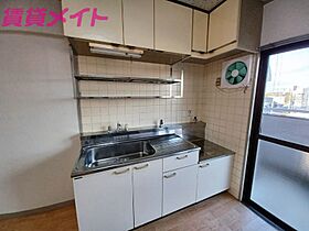 三重県津市栗真町屋町（賃貸マンション3LDK・3階・63.60㎡） その5