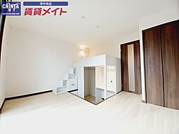 RENACE KURIMA 2階1Kのリビング/ダイニング