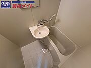 同じ物件、別部屋の写真です