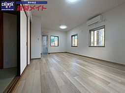 下弁財町津興一戸建て 1階4LDKのリビング/ダイニング