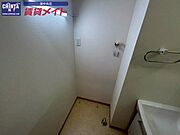 別部屋反転参考写真です。