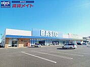 ベーシック一身田店 1680m