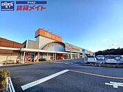 ザ・ビッグ芸濃店 2460m