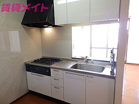 アールＭ.Ｋ　Ａ  ｜ 三重県鈴鹿市中江島町（賃貸アパート1R・1階・31.77㎡） その5