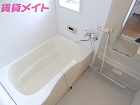 ウエストフィールドＢ棟  ｜ 三重県鈴鹿市野町西2丁目（賃貸アパート1LDK・地下2階・53.14㎡） その4