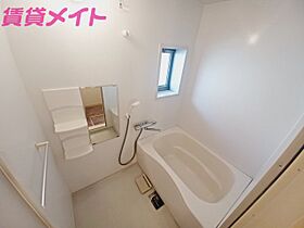 ヴァンフルール　C棟  ｜ 三重県鈴鹿市末広北1丁目（賃貸アパート1R・1階・31.77㎡） その4