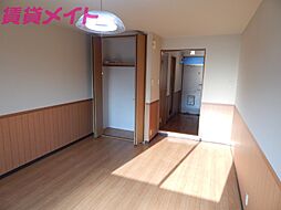 居間