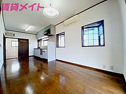 居間