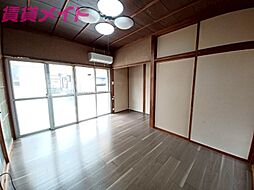 居間