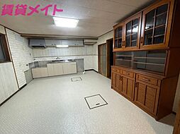 居間
