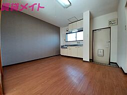 コーポ多恵 1階2DKのリビング/ダイニング