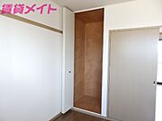 同型部屋写真です。