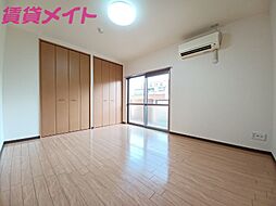 ピアーチェII 1階1Kのリビング/ダイニング