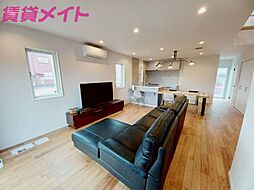 磯山FLAT 1階3SLDKのリビング/ダイニング